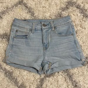 American Eagle jean shorts in size 4